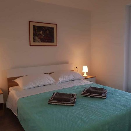 Apartmani Luce I Miho 宁 外观 照片