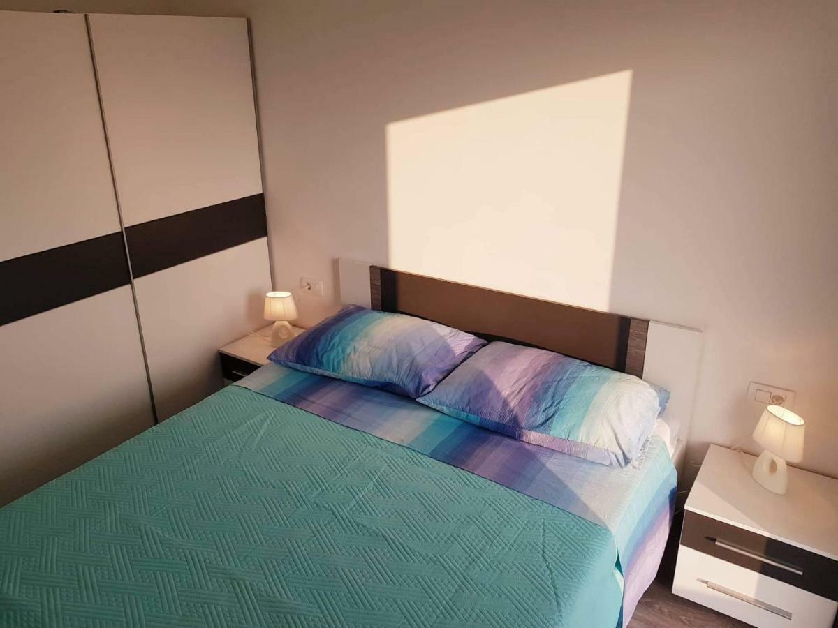 Apartmani Luce I Miho 宁 外观 照片