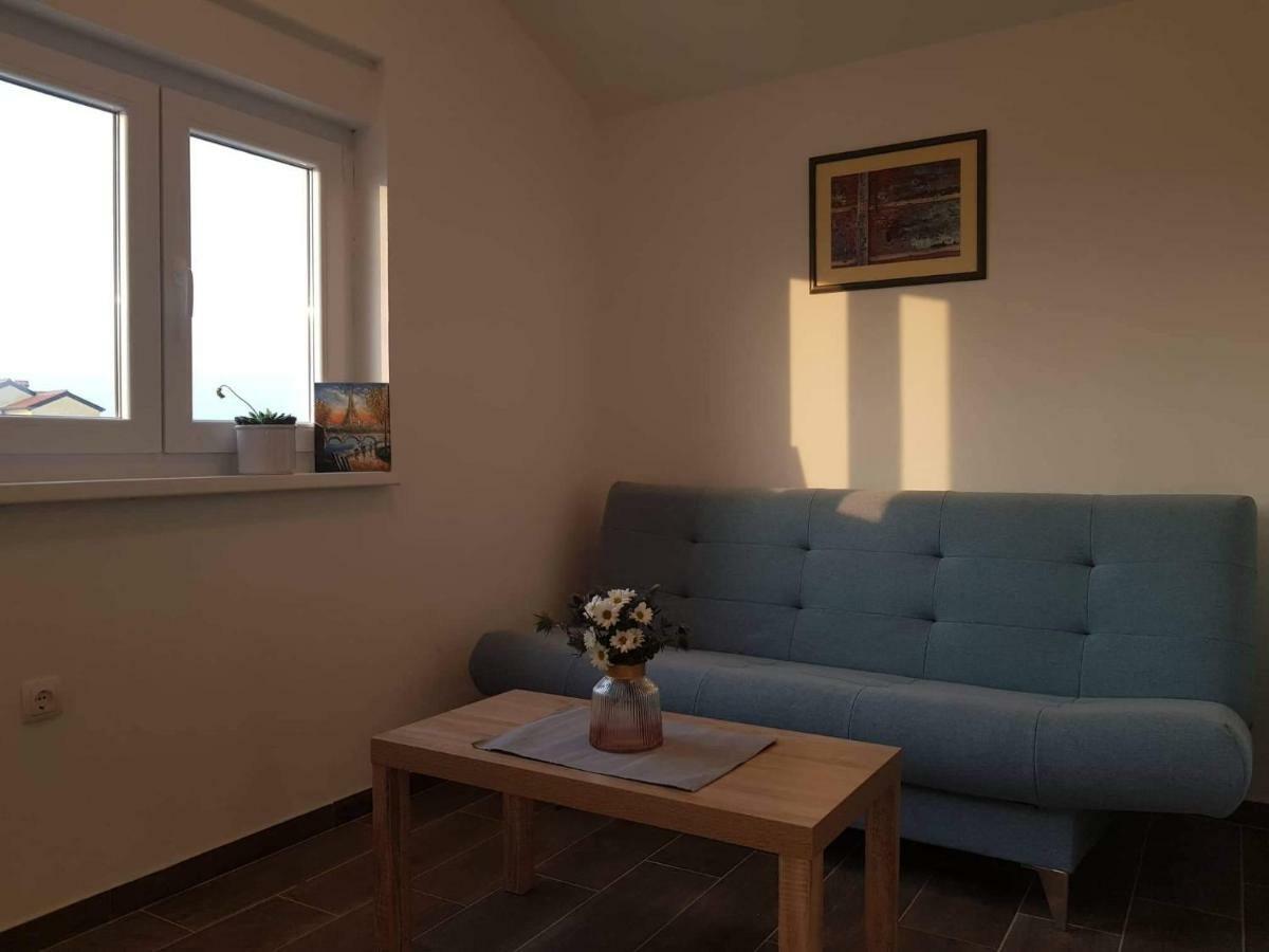 Apartmani Luce I Miho 宁 外观 照片